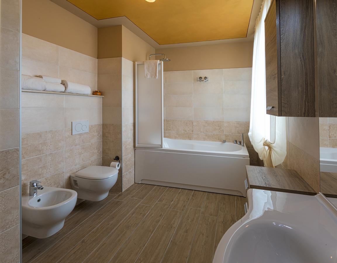 Villa Luisa Rooms And Breakfast Песк'єра-дель-Гарда Екстер'єр фото