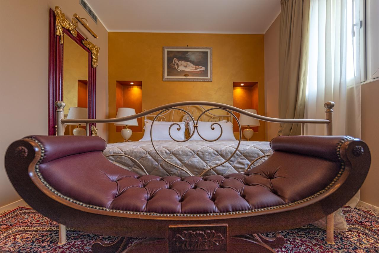 Villa Luisa Rooms And Breakfast Песк'єра-дель-Гарда Екстер'єр фото